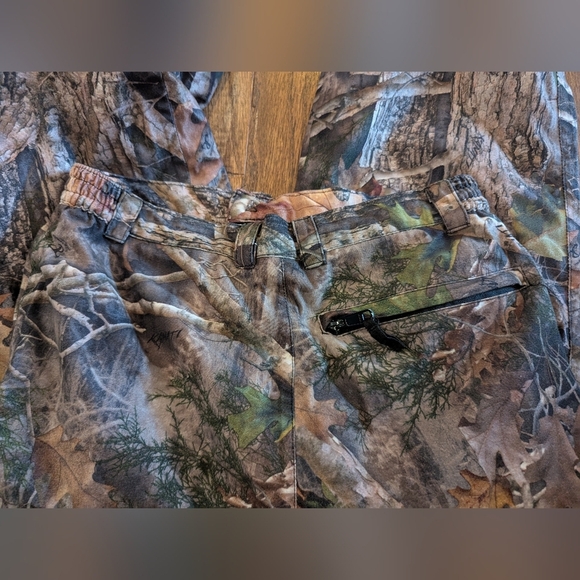 Truetimber Camouflage Cargo Lined Hunting Pants Youth XL Or women XS - Picture 7 of 9